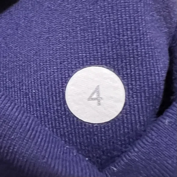 Lululemon Essential Rhythm‎ Crop Emperor Blue - Picture 11 of 12